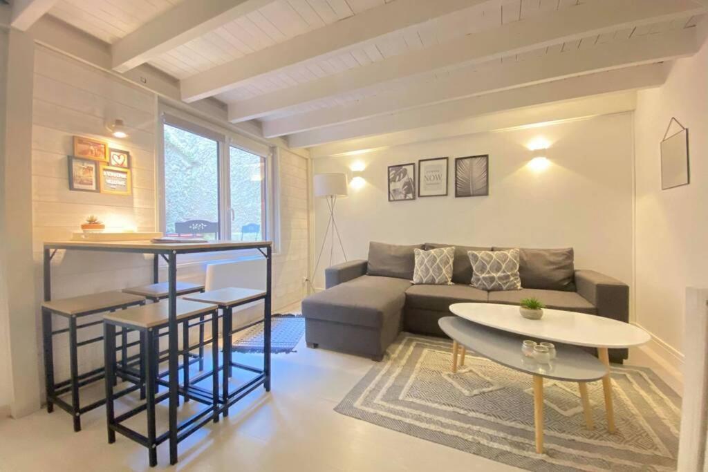 Au Coeur De La Cite Medievale Apartment Laon Bagian luar foto
