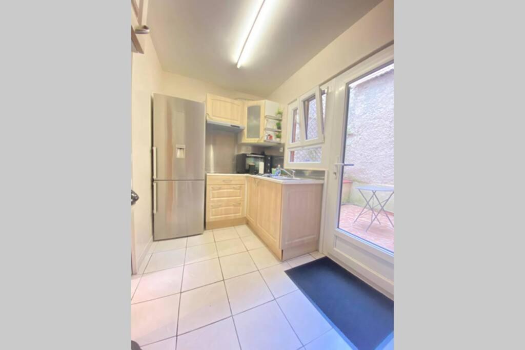 Au Coeur De La Cite Medievale Apartment Laon Bagian luar foto
